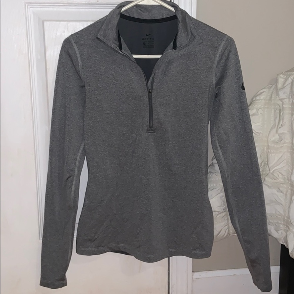 Nike Dri Fit pullover